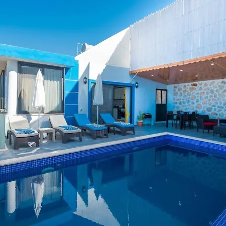 Yesilkoey 2 Bedroom فيلة