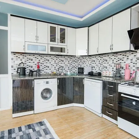 Yesilkoey 2 Bedroom *