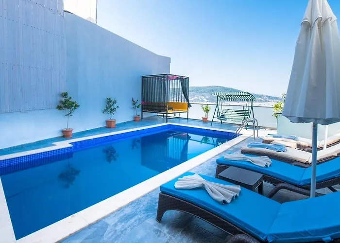 فيلة Yesilkoey 2 Bedroom كالكان