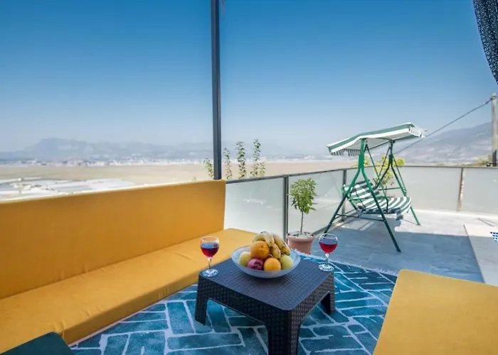 Yesilkoey 2 Bedroom *