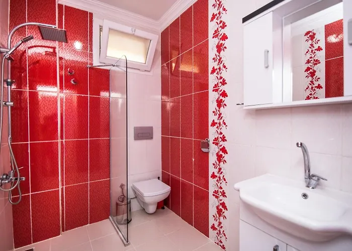 Yesilkoey 2 Bedroom *