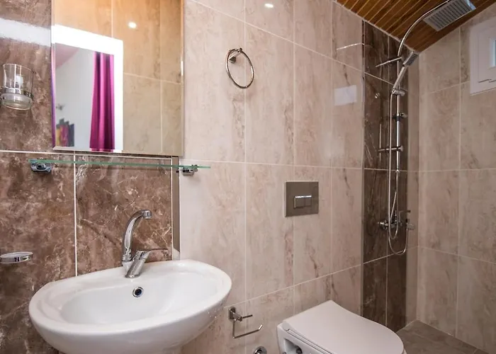 فيلة Yesilkoey 2 Bedroom