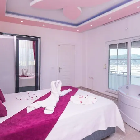 Villa Yesilkoey 2 Bedroom